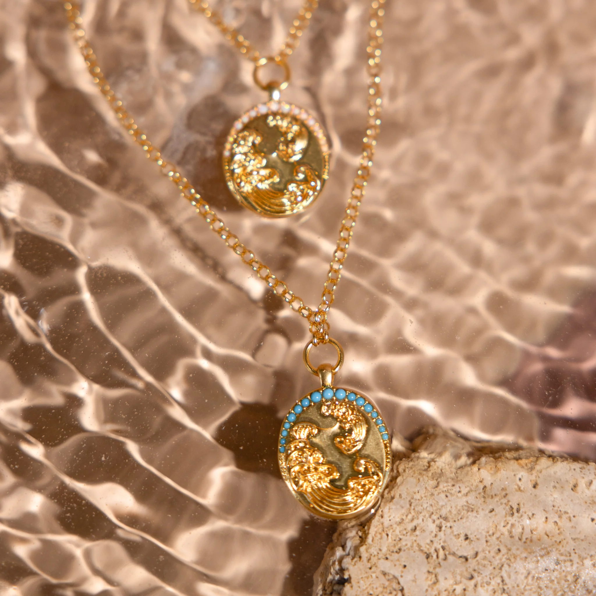 Isla Coin Pendant - Image 7